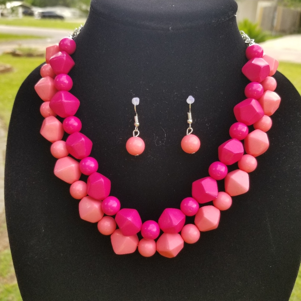 Paparazzi Necklace Set Beautiful Pink & Peach